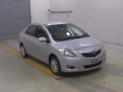 Toyota BELTA