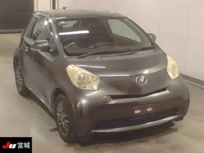 Toyota IQ