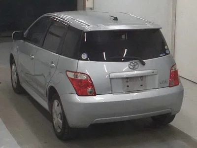 Toyota IST