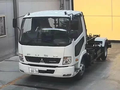 Mitsubishi FUSO FIGHTER