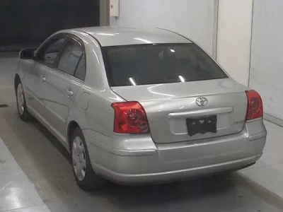 Toyota AVENSIS SEDAN