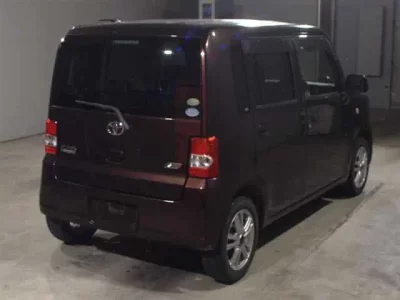 Toyota PIXIS SPACE
