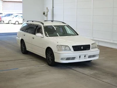 Toyota CROWN ESTATE