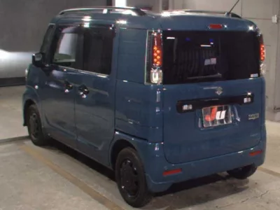 Suzuki SPACIA BASE