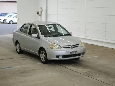Toyota PLATZ