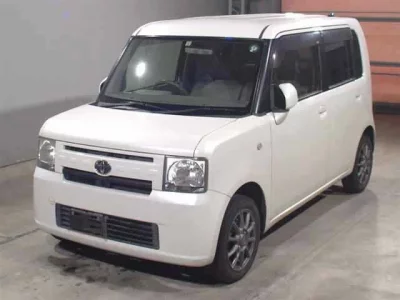 Toyota PIXIS SPACE