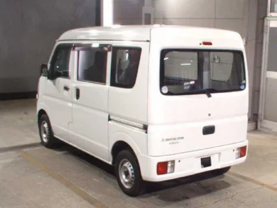 Mitsubishi MINICAB VAN