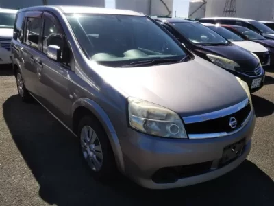 Nissan LAFESTA