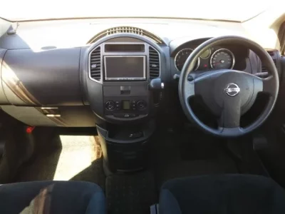 Nissan LAFESTA