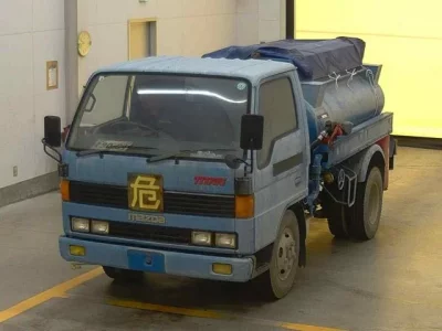 Mazda TITAN