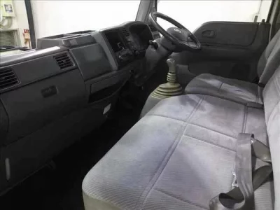 Mazda TITAN