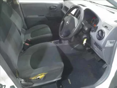 Nissan AD