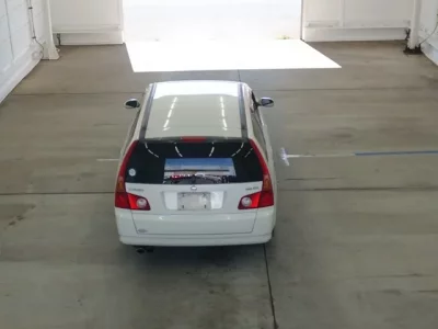 Nissan STAGEA