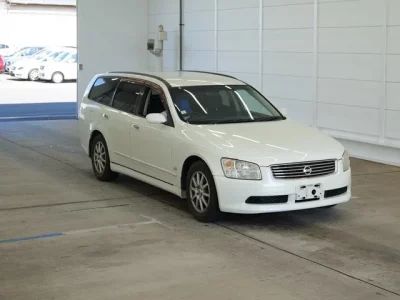Nissan STAGEA
