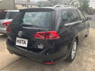 Volkswagen GOLF VARIANT