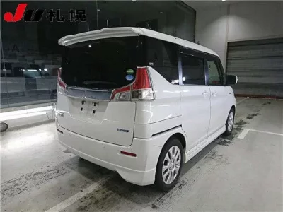 Mitsubishi DELICA D2