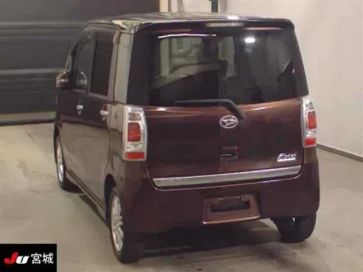 Daihatsu TANTO EXE