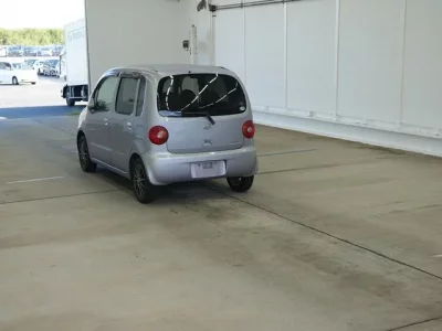 Daihatsu MOVE LATTE