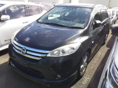 Nissan LAFESTA