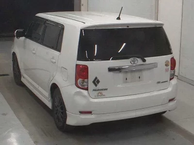 Toyota COROLLA RUMION