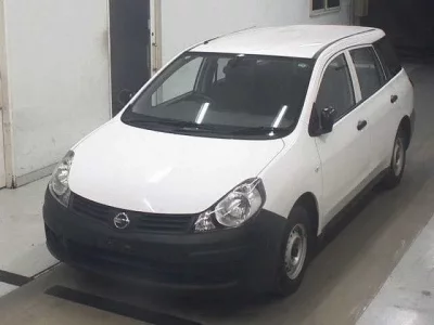 Nissan AD