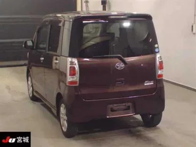 Daihatsu TANTO EXE