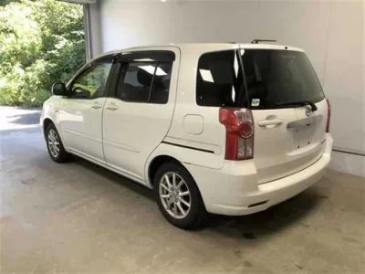 Toyota RAUM