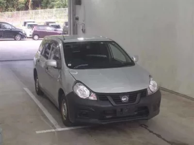 Nissan AD