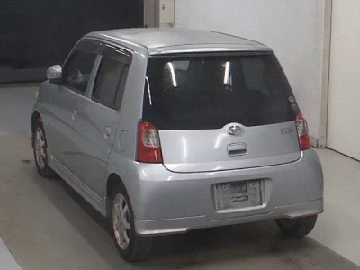 Daihatsu Esse