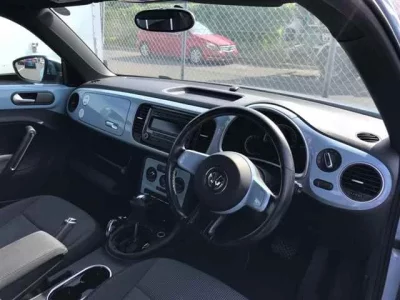 Volkswagen THE BEETLE