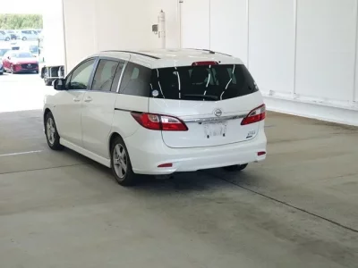 Nissan LAFESTA
