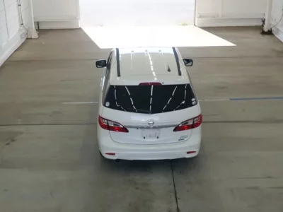 Nissan LAFESTA