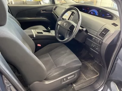 Toyota ESTIMA HYBRID