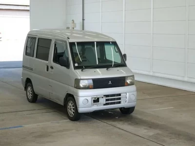 Mitsubishi MINICAB VAN
