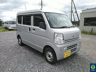 Nissan CLIPPER VAN