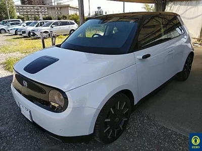 Honda E