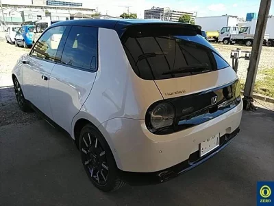 Honda E