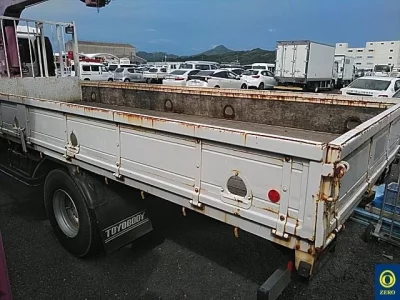 Nissan CONDOR