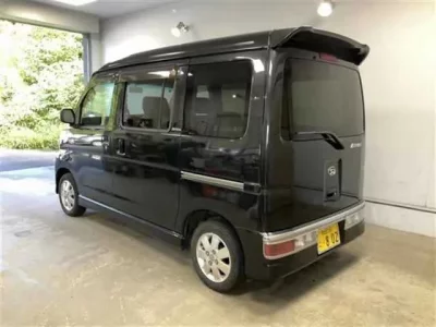 Daihatsu Atrai Wagon