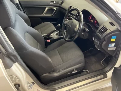 Subaru LEGACY