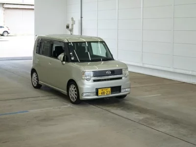 Daihatsu MOVE CONTE
