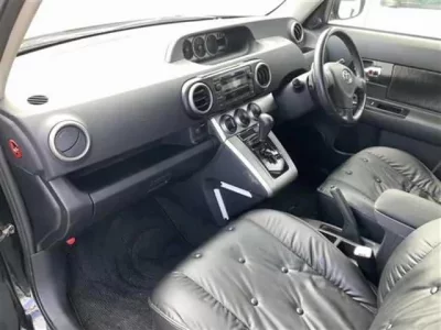 Toyota COROLLA RUMION