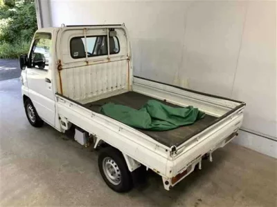 Nissan CLIPPER TRUCK