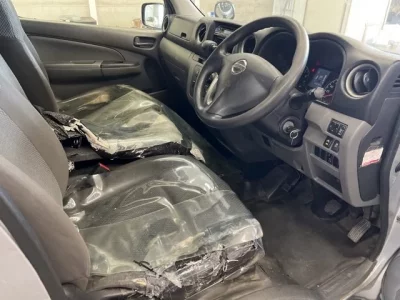 Nissan CARAVAN VAN