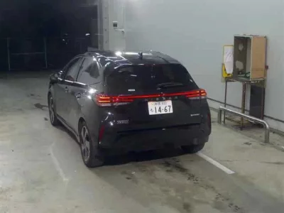 Nissan AURA