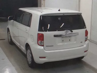 Toyota COROLLA RUMION