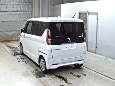 Mitsubishi EK SPACE