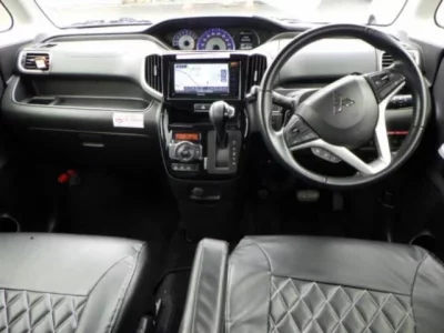 Mitsubishi DELICA D2