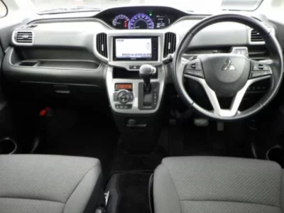 Mitsubishi DELICA D2