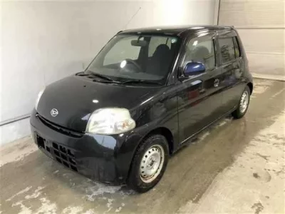 Daihatsu Esse